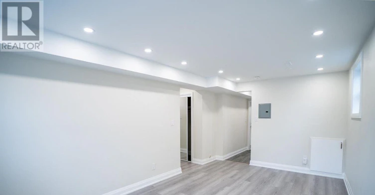 1-19 Queen Street W, Mississauga, ON, L5H 1L5 - 4