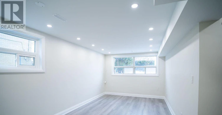 1-19 Queen Street W, Mississauga, ON, L5H 1L5 - 3