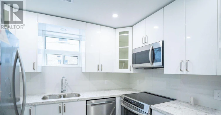 1-19 Queen Street W, Mississauga, ON, L5H 1L5