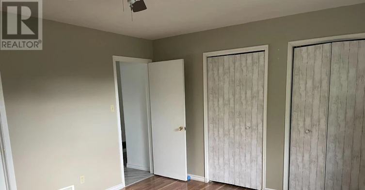 MAIN-6 Wall Court, Barrie, ON, L4M 5A4 - 4