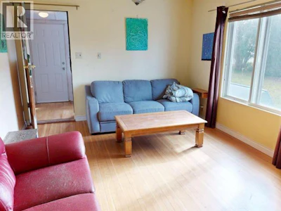 4291 Joyce Avenue - 2