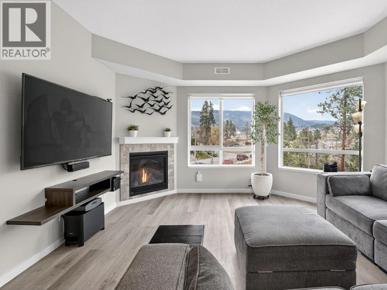 207-2301 Carrington Road, West Kelowna, BC, V4T 0E2 - 4