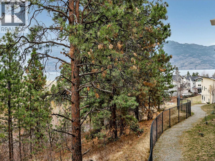 207-2301 Carrington Road, West Kelowna, BC, V4T 0E2 - 19