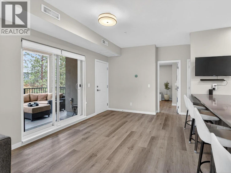 207-2301 Carrington Road, West Kelowna, BC, V4T 0E2 - 6
