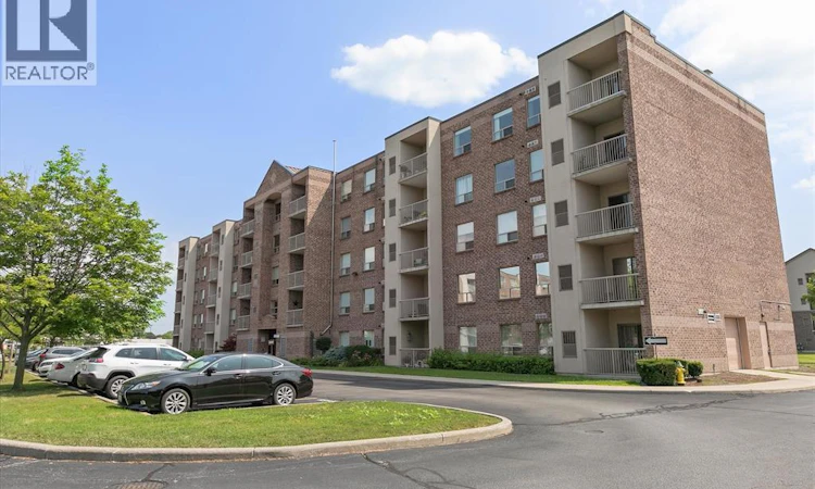 108-8335 Wyandotte Street East