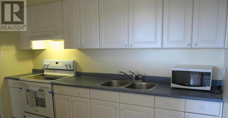 12-898 Elmsmere Road, Ottawa, ON, K1J 7T6 - 5