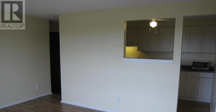 12-898 Elmsmere Road, Ottawa, ON, K1J 7T6 - 7