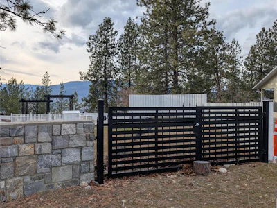 156 Evergreen Crescent - 2