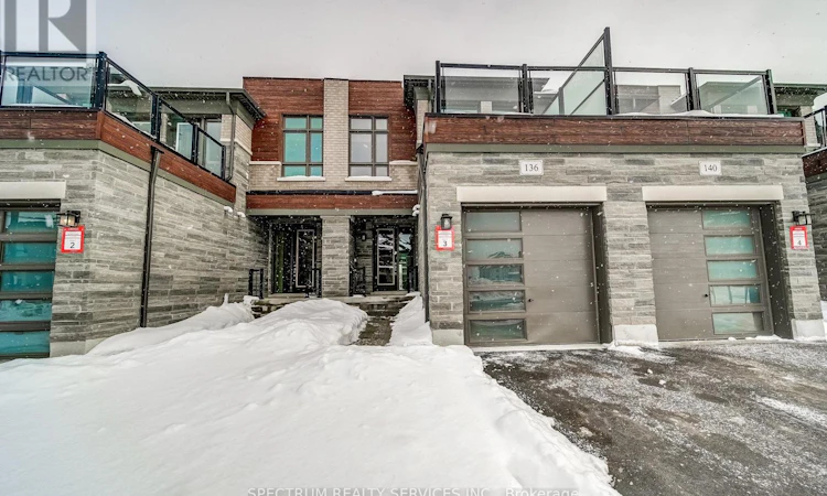 136 Adario Crescent