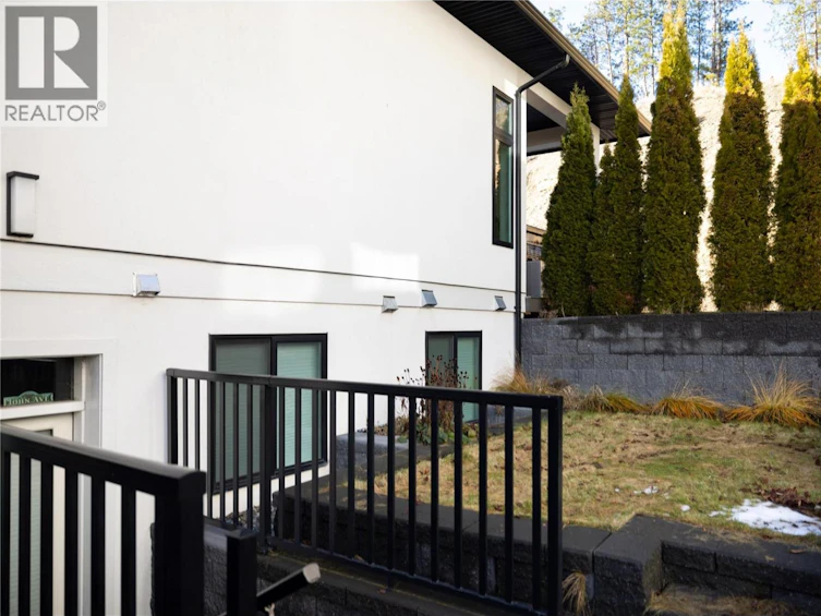 1270 Mine Hill Drive, Kelowna, BC, V1P 0A1 - 13