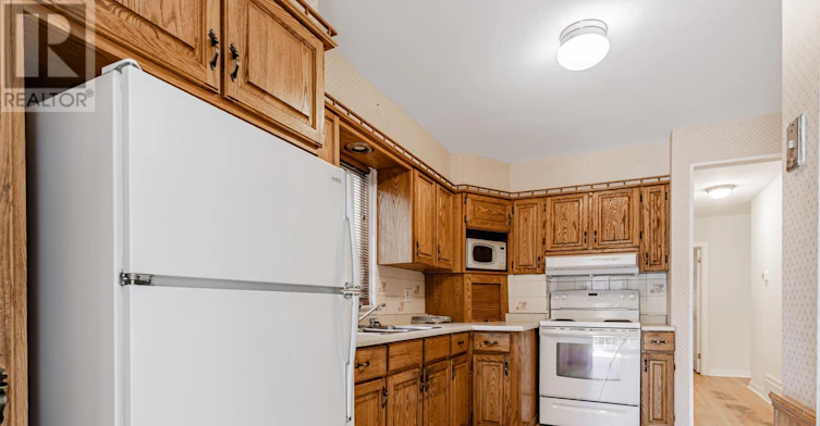 MAIN-36 Par Avenue, Toronto, ON, M1G 2G4 - 16