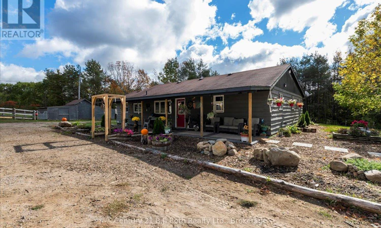 2286 Flos 10 Road