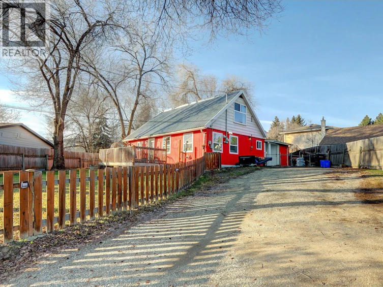 5109 27 Avenue, Vernon, BC, V1T 6L2