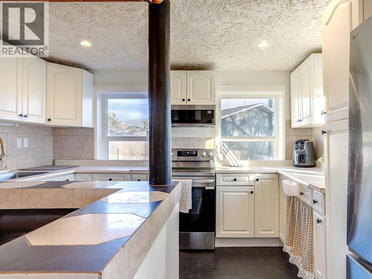 5109 27 Avenue, Vernon, BC, V1T 6L2 - 6