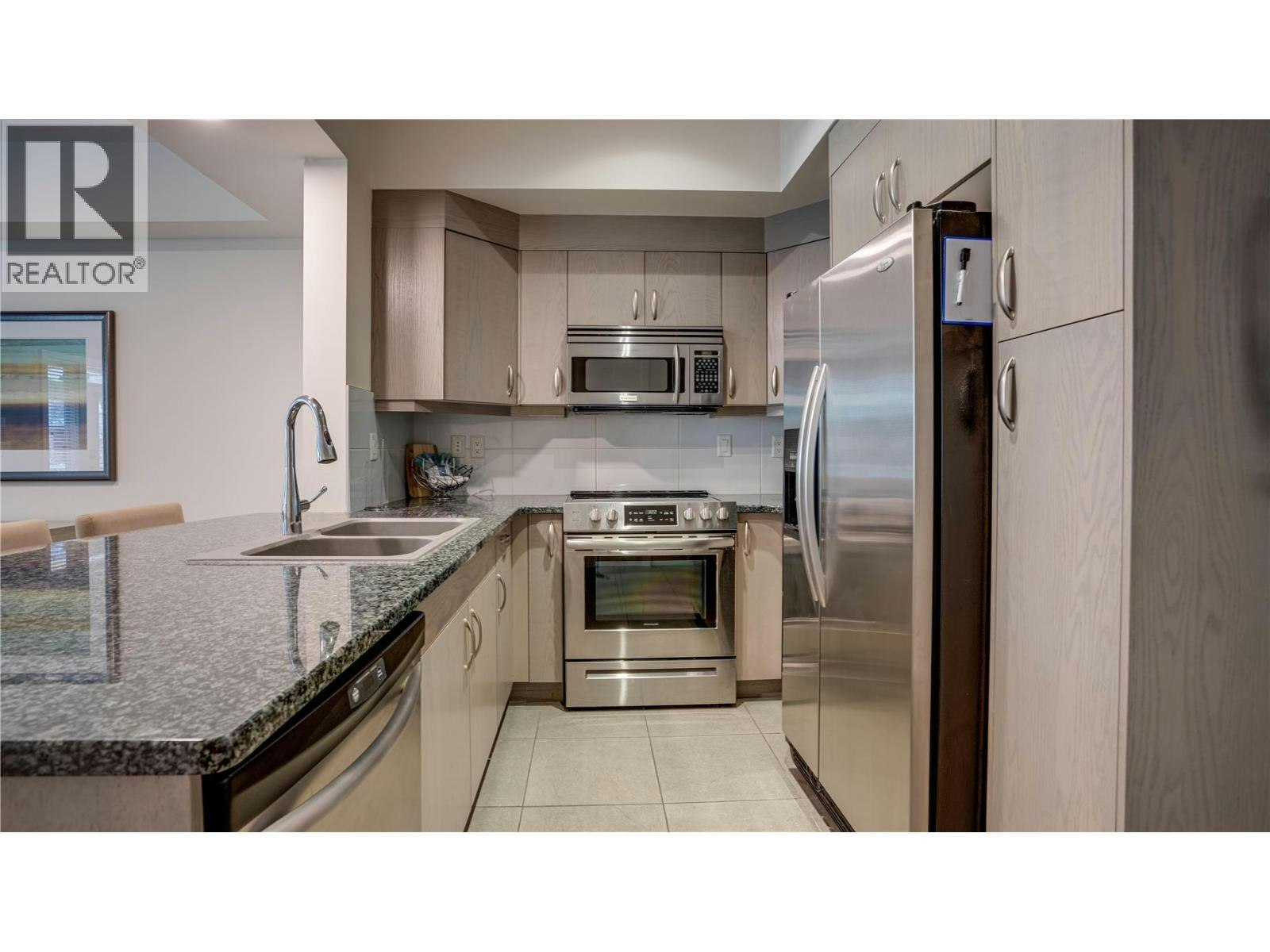 1124-7343 Okanagan Landing Road, Vernon, BC, V1H 2J6 - 9
