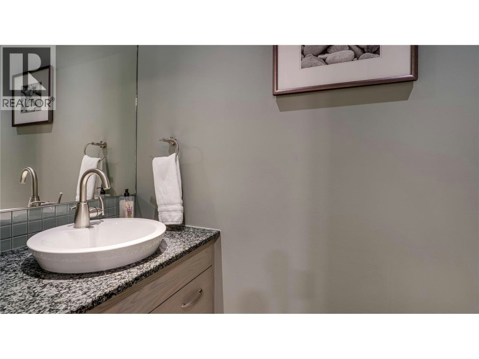 1124-7343 Okanagan Landing Road, Vernon, BC, V1H 2J6 - 16