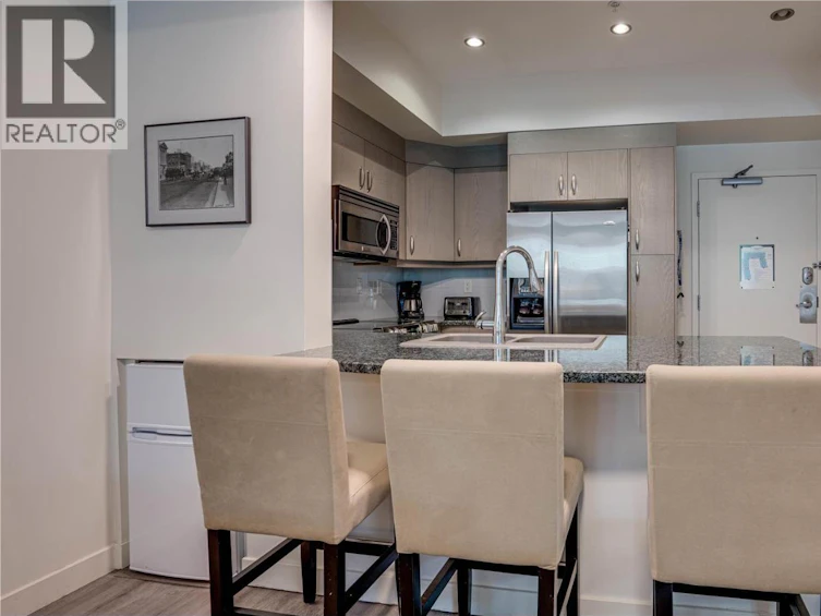 1124-7343 Okanagan Landing Road, Vernon, BC, V1H 2J6 - 11