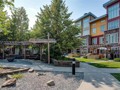 1124-7343 Okanagan Landing Road - 4