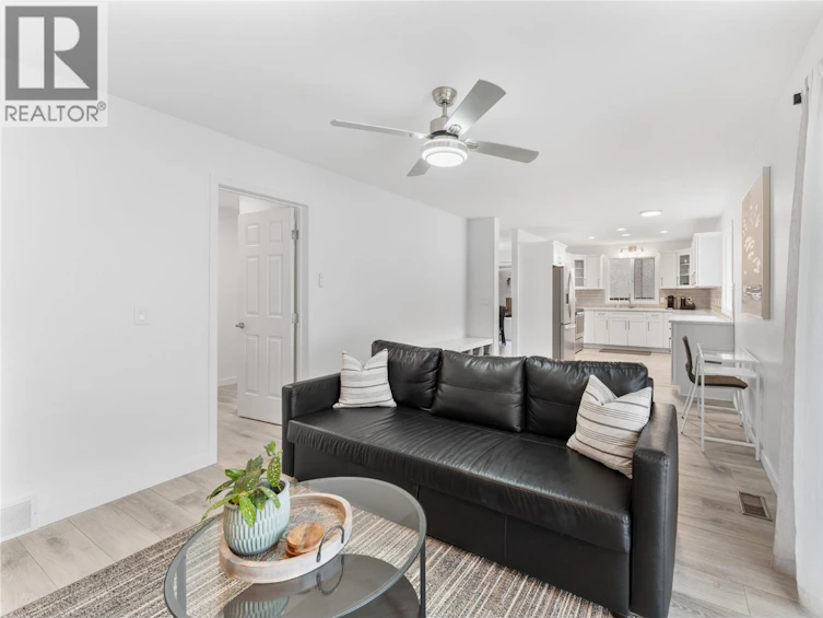 885 Wintergreen Drive, Kelowna, BC, V1W 3V9 - 12