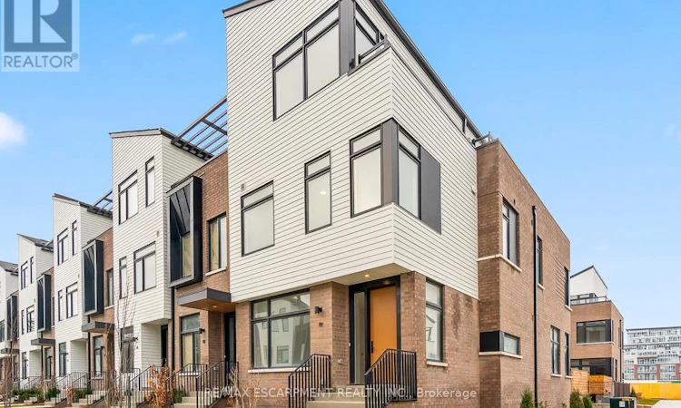 19-20 Lou Parsons Way