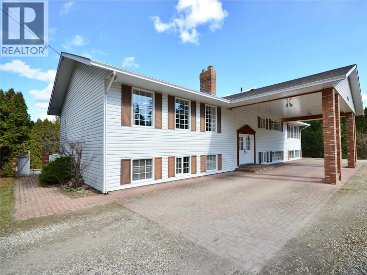 10151 Chase Road, Lake Country, BC, V4V 1P3 - 2