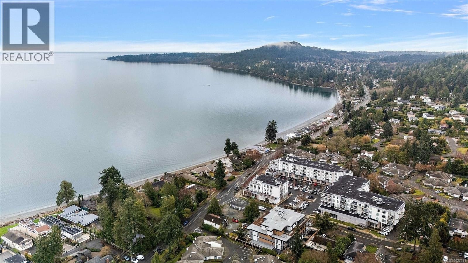 309-5120 Cordova Bay Road, Saanich, BC, V8Y 2K5