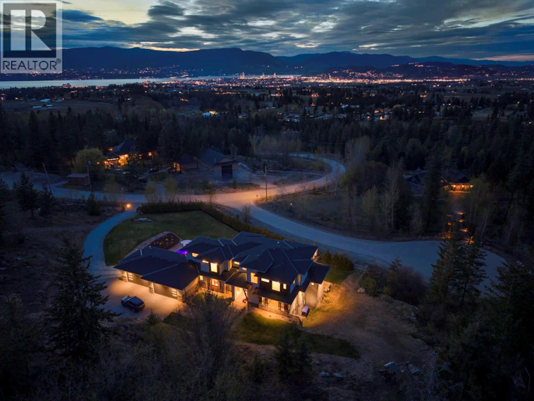 4451 Hayes Road, Kelowna, BC, V1W 5A7 - 5