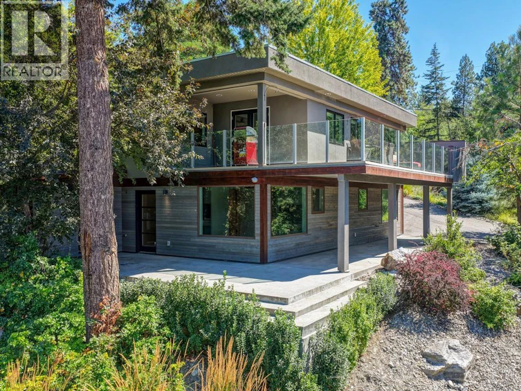 4896 Lakeshore Road, Kelowna, BC, V1W 4H7 - 10