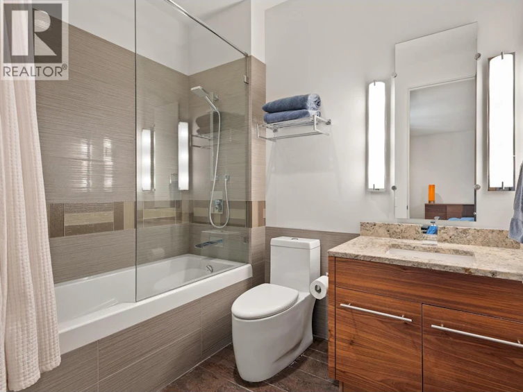 4896 Lakeshore Road, Kelowna, BC, V1W 4H7 - 48