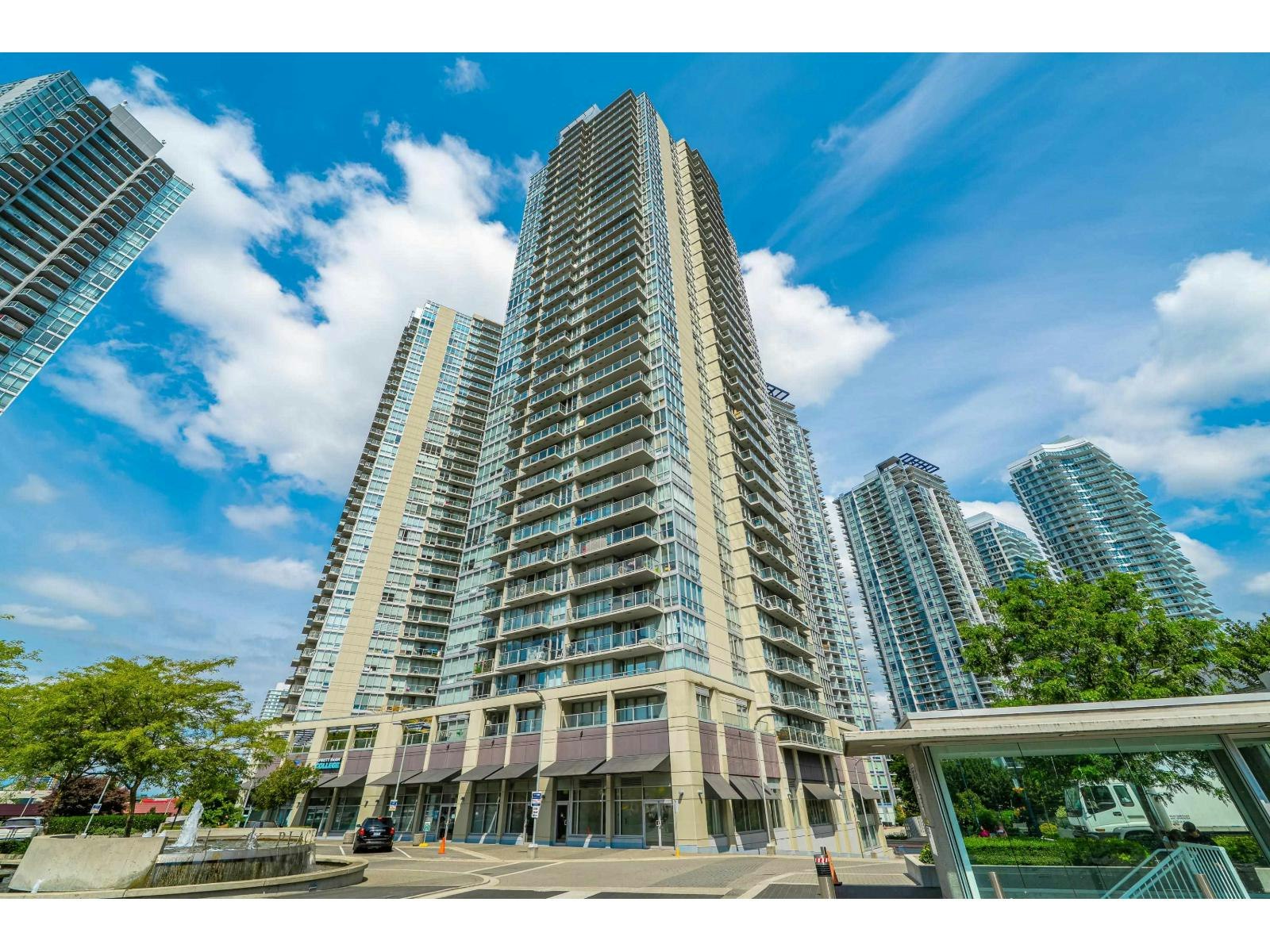 3607-9981 Whalley Boulevard, Surrey, BC, V3T 0G6