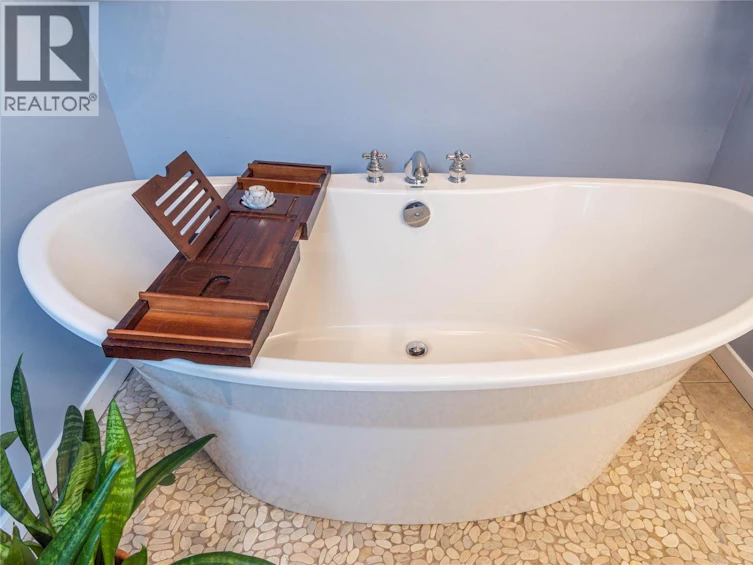 1912 Saskatoon Place, Kamloops, BC, V2E 2T1 - 21