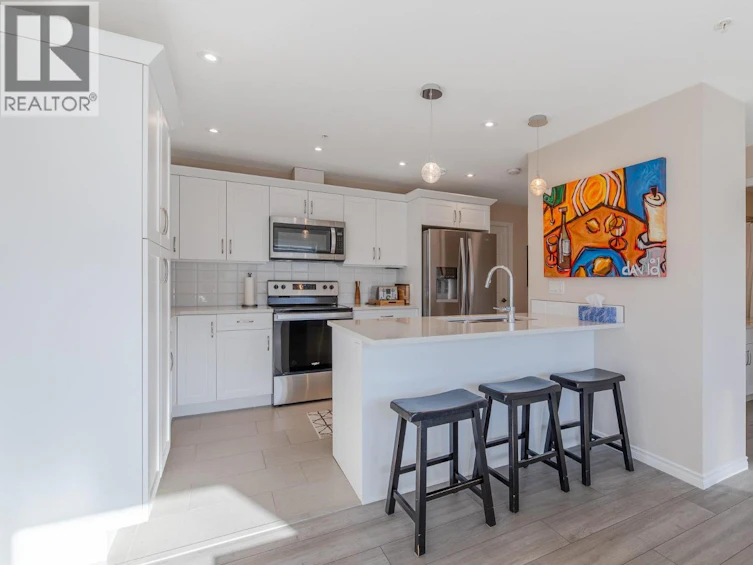 1003-3346 Skaha Lake Road, Penticton, BC, V2A 6G4 - 12