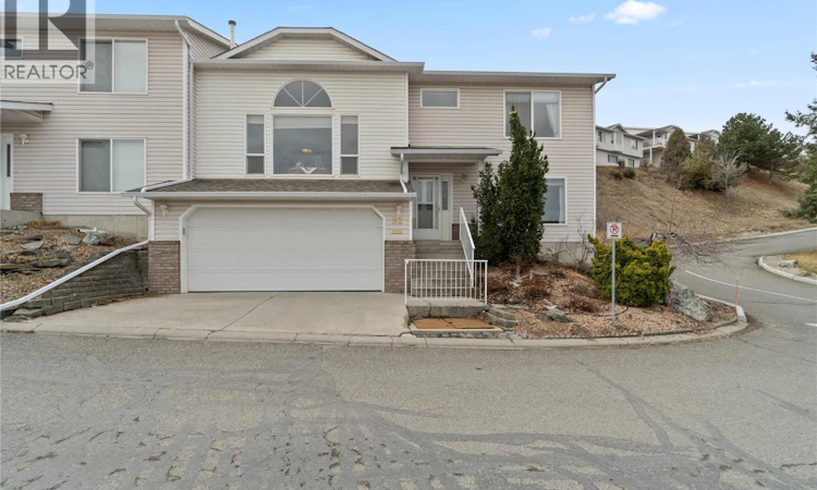 32-2022 Pacific Way
