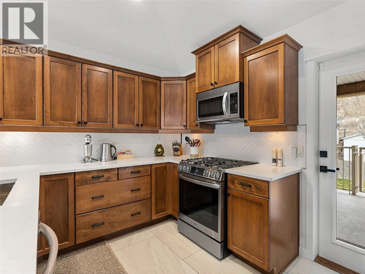 2488 Ironridge Road, West Kelowna, BC, V4T 2Y4 - 9