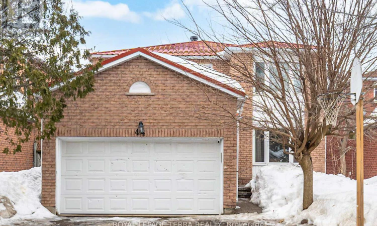 44 Carruthers Crescent