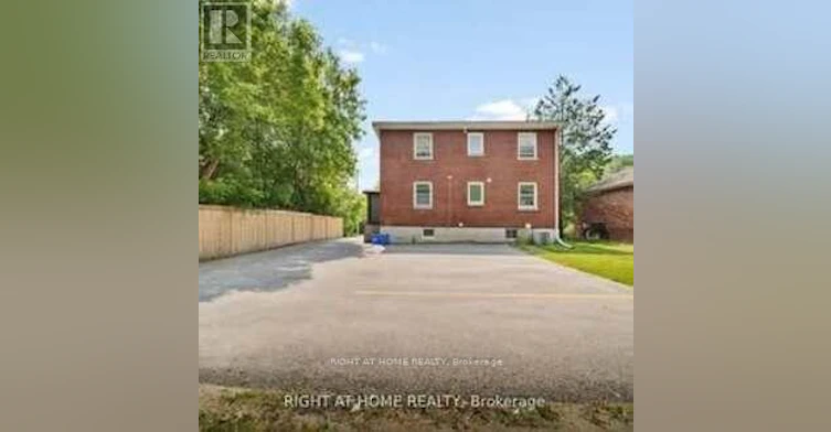 UPPER-21 Thomson Street, Barrie, ON, L4N 1X4 - 4