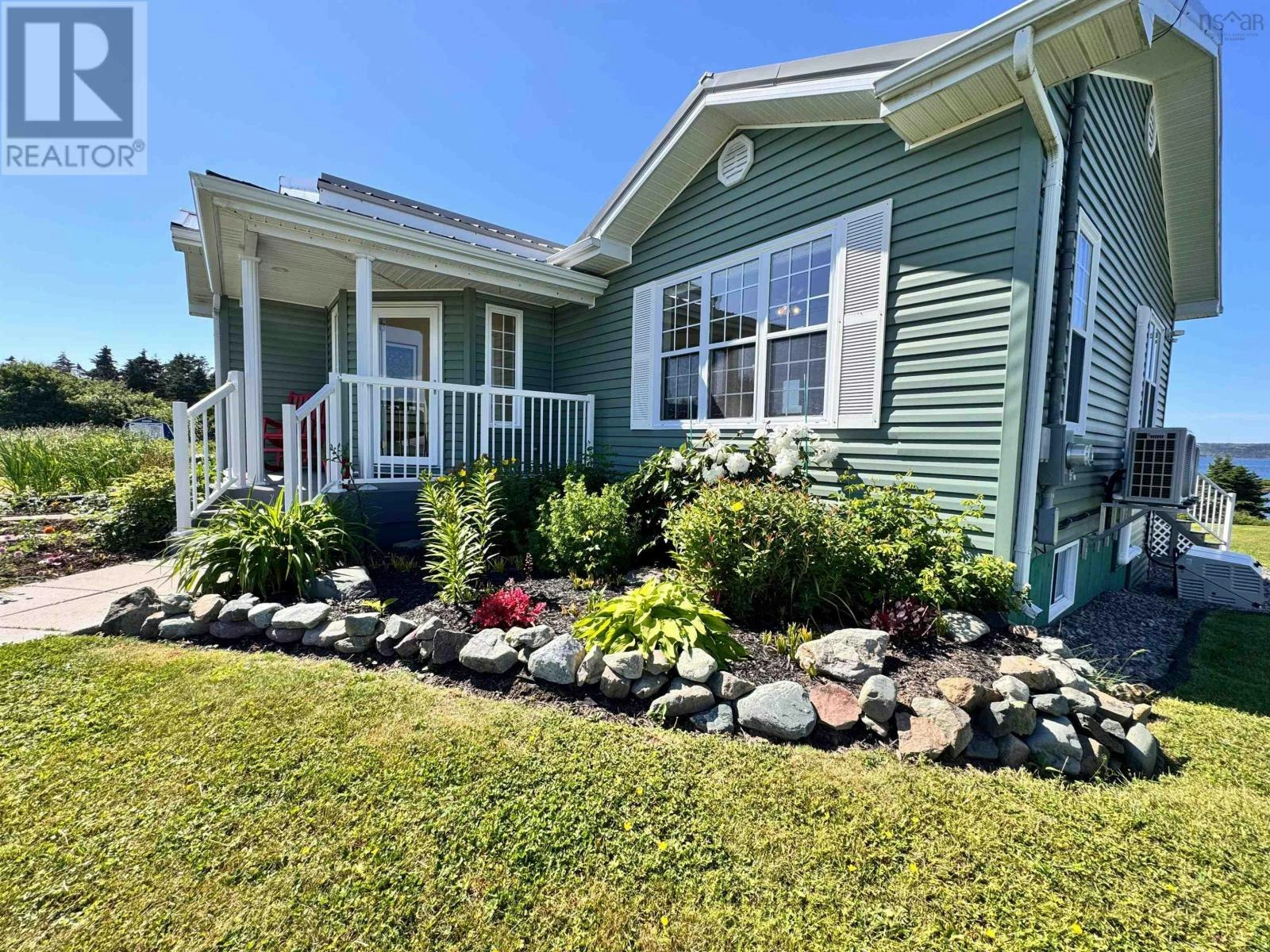 48 Seaview Drive, Gabarus, NS, B1K 3T4