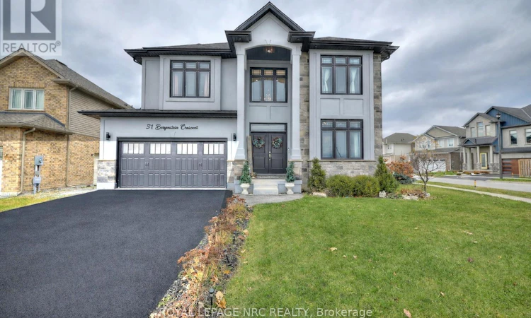 31 Bergenstein Cres Crescent