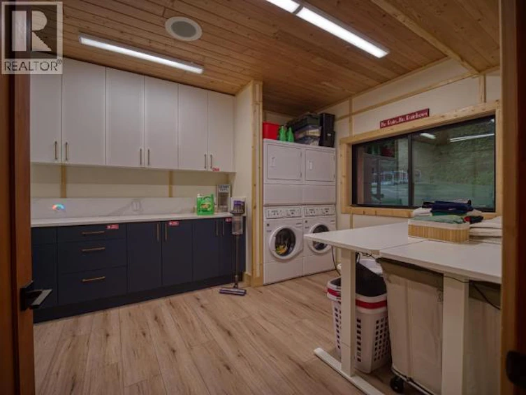 13168 Powell Lake, Powell River, BC - 21