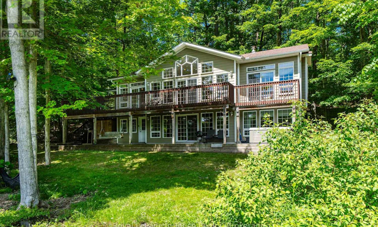 157 Farlain Lake Road W