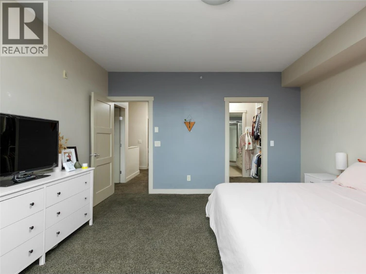 203-700 Martin Avenue, Kelowna, BC, V1Y 6V3 - 10