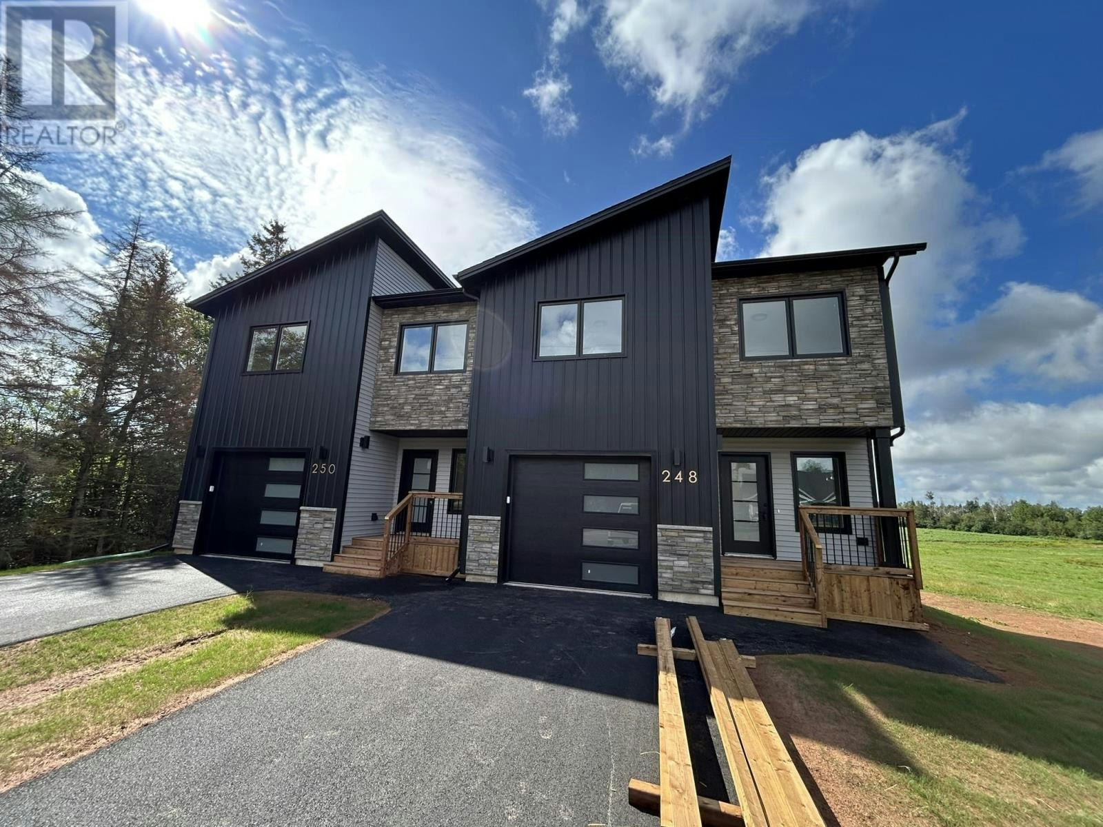250 Ferry Road, Cornwall, PE, C0A 1H4