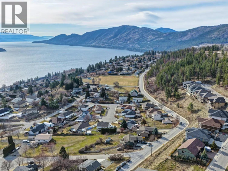 6047 Turner Avenue, Peachland, BC, V0H 1X4 - 47