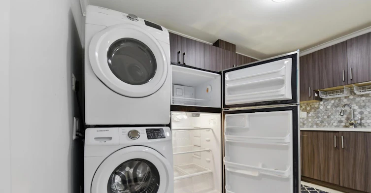 Basement-14032 60 Avenue, Surrey, BC, V3X 2N2 - 13