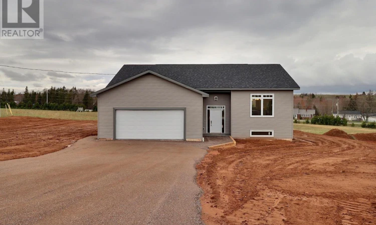 7 Bay Drive East