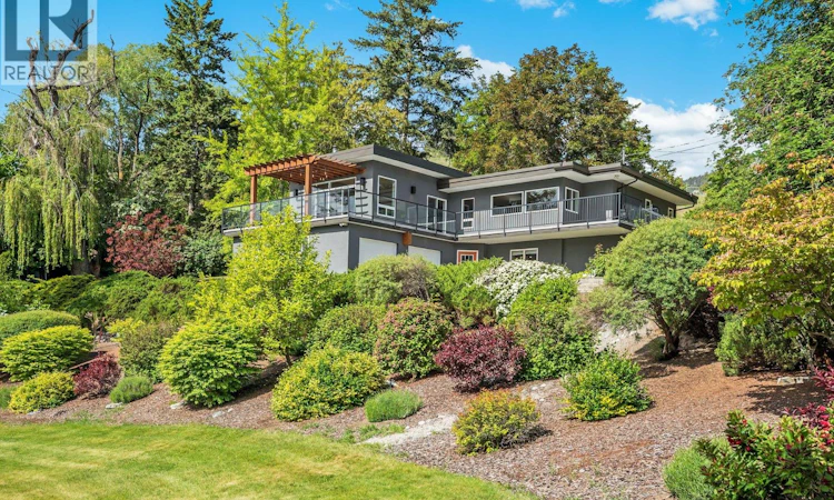 220 West Bench Drive