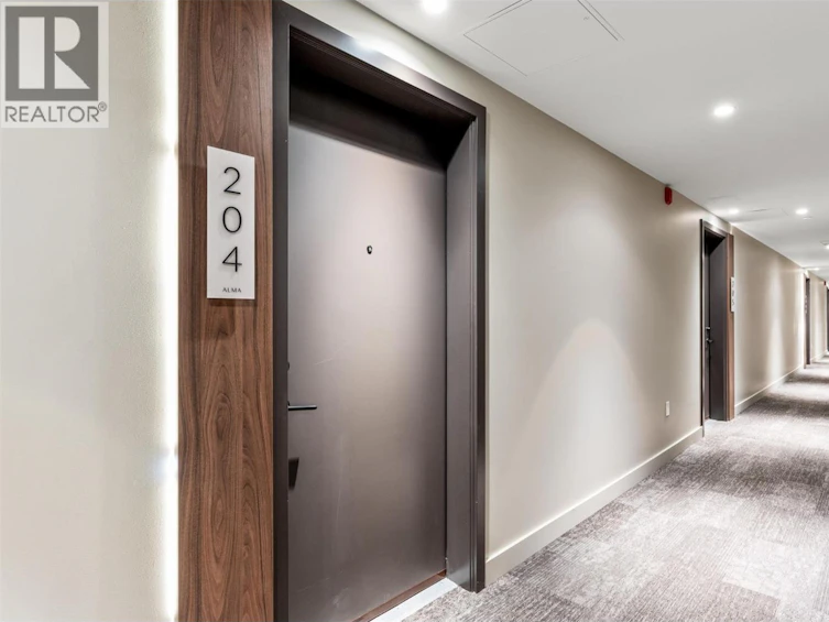 204-3051 Abbott Street, Kelowna, BC, V1Y 1G9 - 23