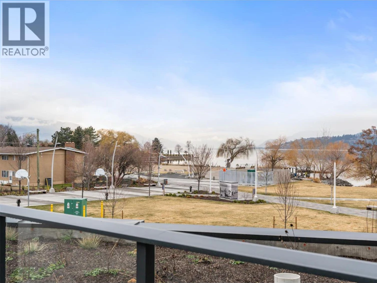 204-3051 Abbott Street, Kelowna, BC, V1Y 1G9 - 30