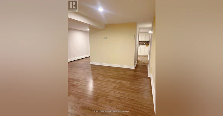 C-297 Vaughan Road, Toronto, ON, M6C 2N3 - 7