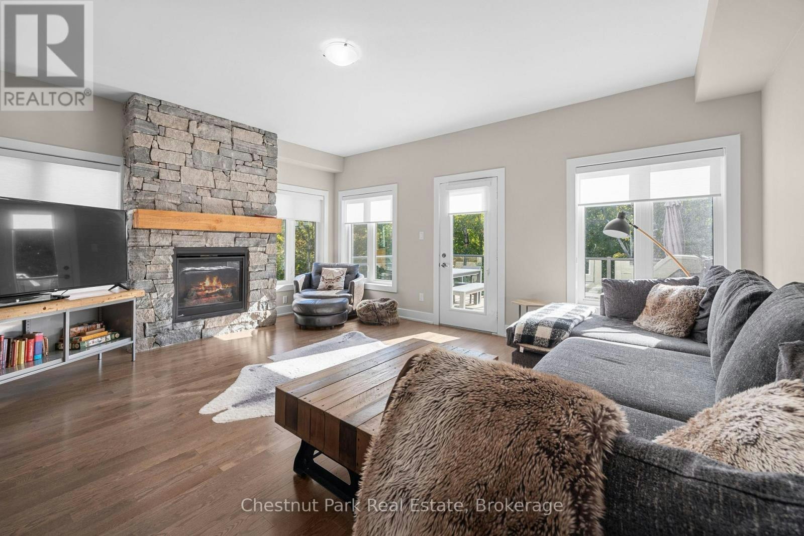 45 Rockmount Crescent, Gravenhurst, ON, P1P 0A6